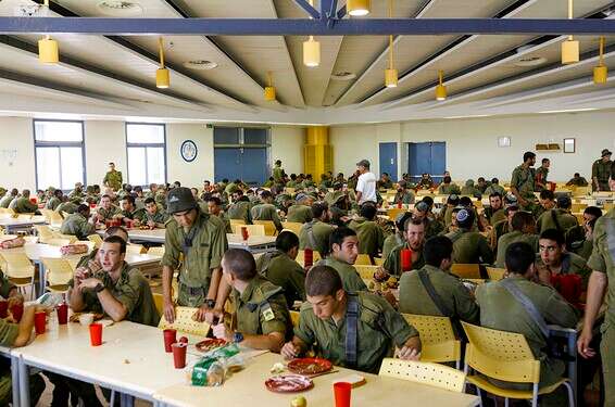 בצה"ל ערוך לאספקה שוטפת של מזון נטול גלוטן // צילום: מישל דוט קום